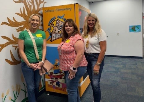 Caloosa Elementary 5th grade - Amy, Lisa, Laura