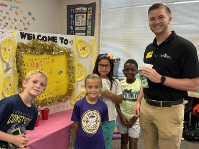 Heights Elementary - Lemonade Wars garrett with kids